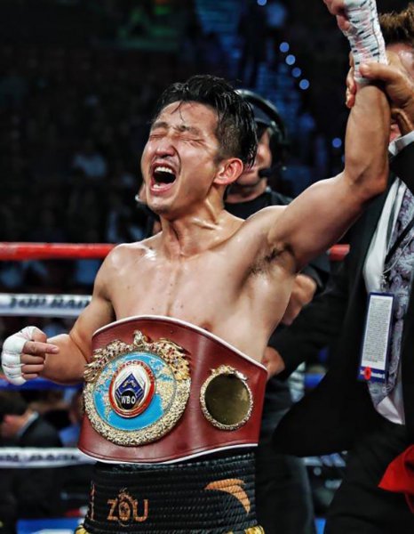 中国拳王邹市明简介