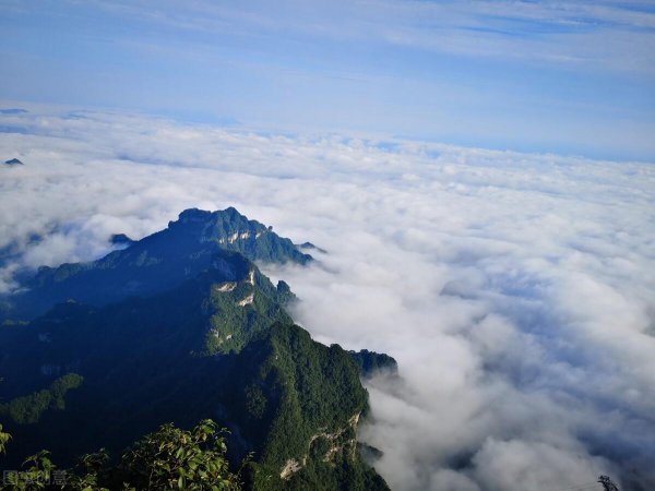 登飞来峰情感表达是怎样的