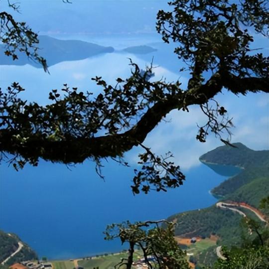 泸沽湖简介及历史