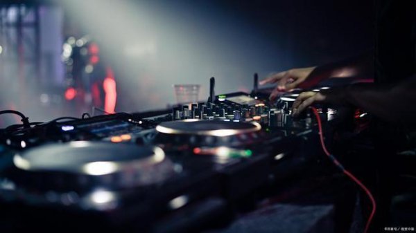 音乐sq是什么意思