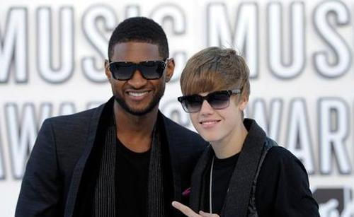 比伯为什么选择海莉