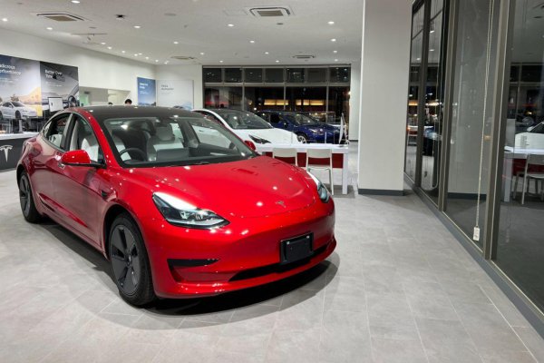 现在的世界首富是谁