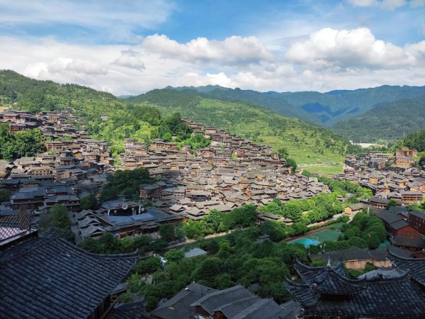 千户苗寨在贵州哪个市哪个县