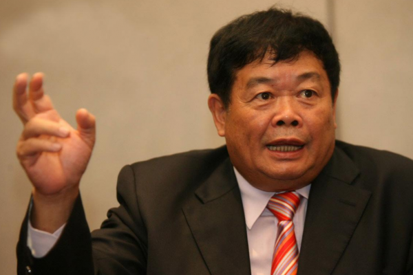 玻璃大王曹德旺什么学历