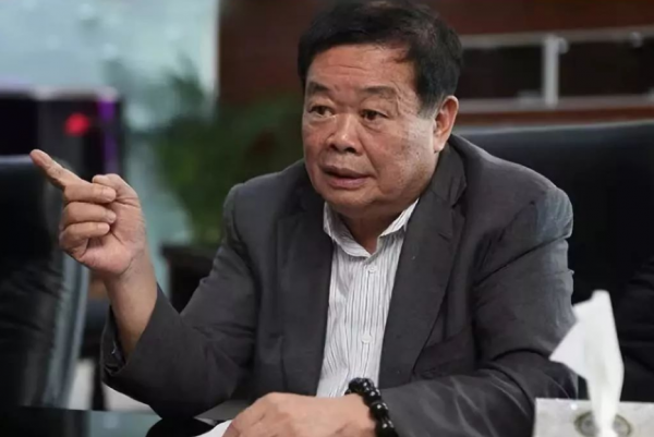 玻璃大王曹德旺什么学历