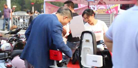 电动车第一次充电多长时间最好