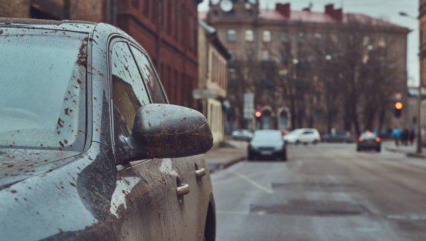 汽车放着不开多久要启动一下