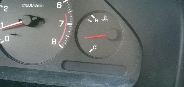 汽车放着不开多久要启动一下