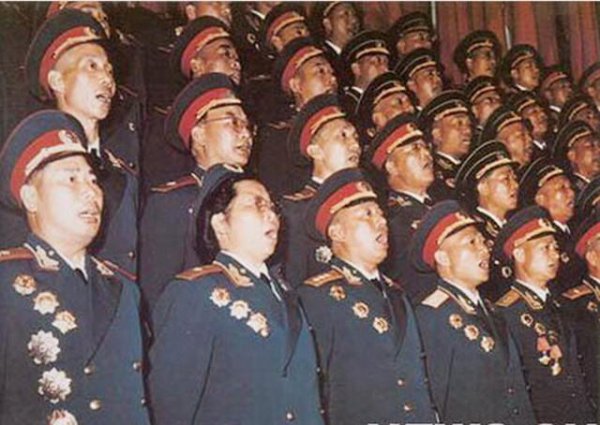 我国军衔大将和上将哪个大