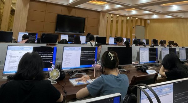 大学什么专业好就业女生