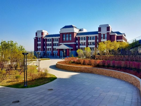 南药北药是分别是指哪两个学校