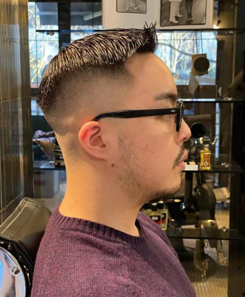 硬发质适合什么发型