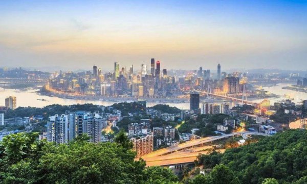 重庆市中心在哪个区