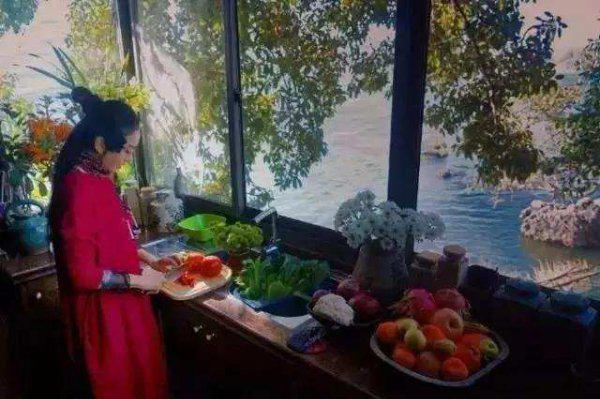 杨丽萍月亮宫简介