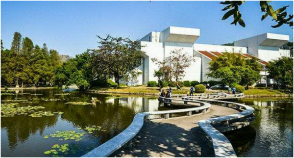 汕头大学是211吗