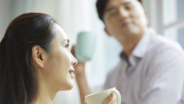 高情商女人安慰男人工作忙