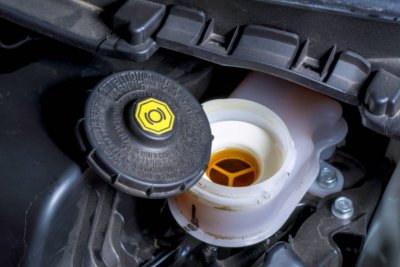 刹车油根本不用换吗 刹车油多长时间更换一次比较好