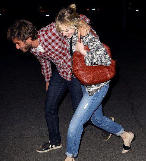 荷兰弟女友叫什么名字