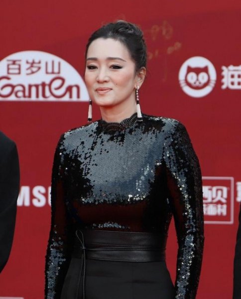 谋女郎是什么意思