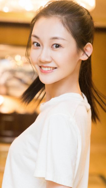 苗苗个人资料简介