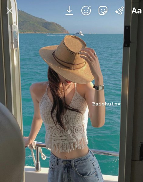 去海边玩穿什么衣服合适