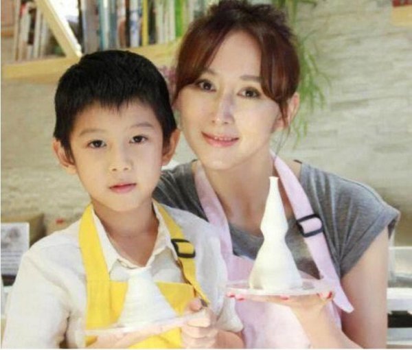 胡静个人资料简介及老公介绍