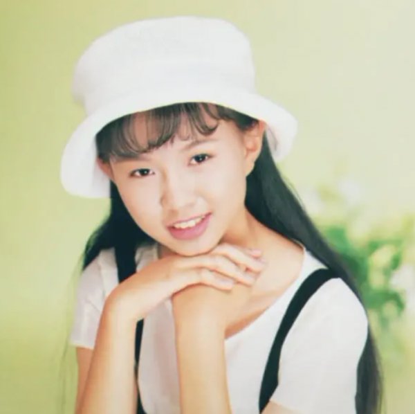 卓依婷个人资料简介