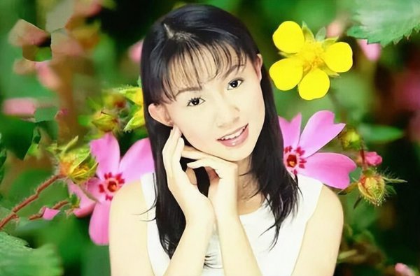 卓依婷个人资料简介