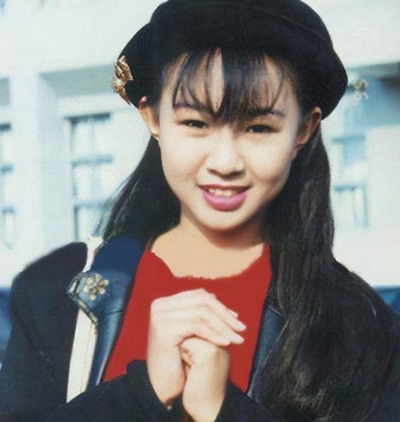 卓依婷个人资料简介