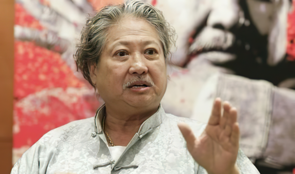 洪金宝老婆叫什么名字