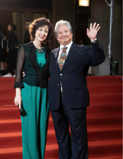 洪金宝老婆叫什么名字