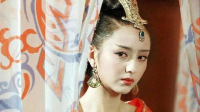 赵飞燕的个人简历 真实历史人物赵飞燕哪个朝代的人