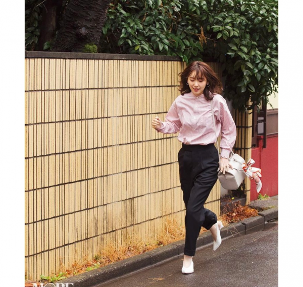 粉色衬衣怎么穿搭显气质