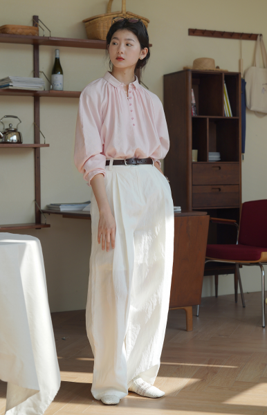 粉色衬衣怎么穿搭显气质