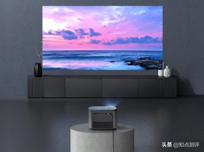 极米和坚果投影哪个好 坚果和极米投影仪参数对比