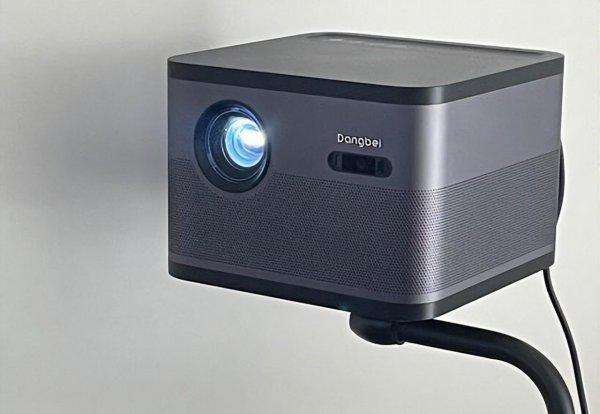 极米和坚果投影哪个好