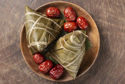 粽子要煮多长时间才煮的熟 在家做粽子一般煮多久能出锅