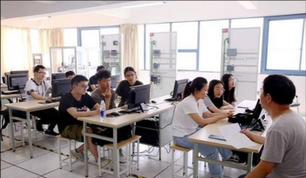 2022年研究生扩招还是缩招