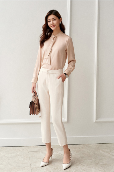 烟管裤上身搭配什么衣服