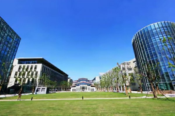 上海科技大学很牛吗