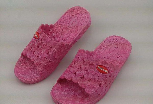 拖鞋怎么洗才干净小妙招