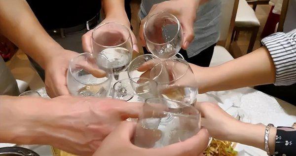 酒桌文化礼仪与规矩