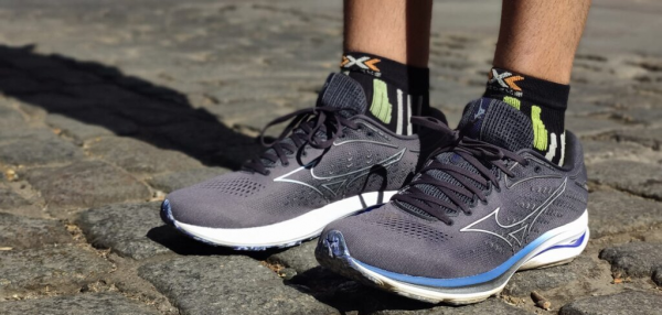 最受欢迎慢跑鞋推荐前十名