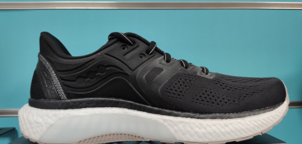 最受欢迎慢跑鞋推荐前十名