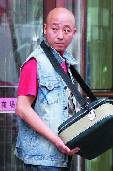 零点乐队主唱叫什么名字