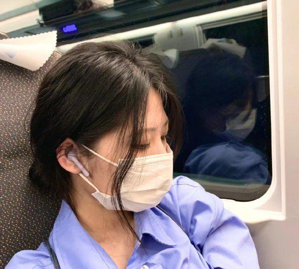 airpods只有一只耳机有声音