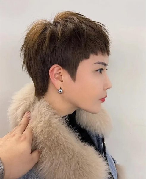 头发少适合什么样的发型图片