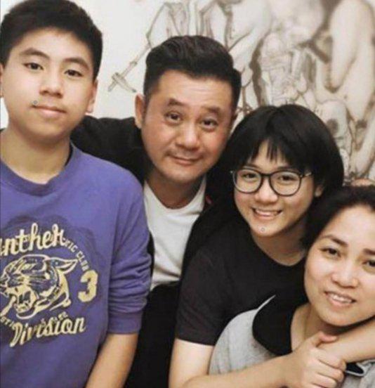 麦长青的老婆叫什么名字