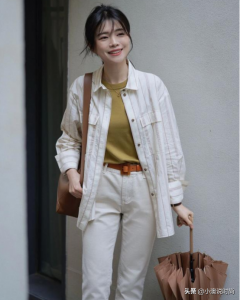 白色裤子怎么搭配鞋子 女款白色裤子搭配平头鞋好看吗