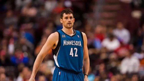 nba历史篮板榜前十名